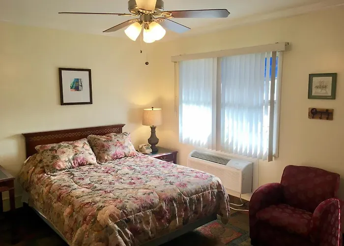 Los Feliz Hotel